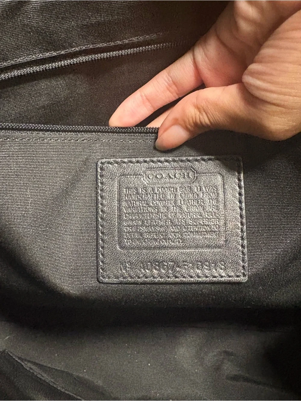 Authentic 2008 coach soho bag in black leather